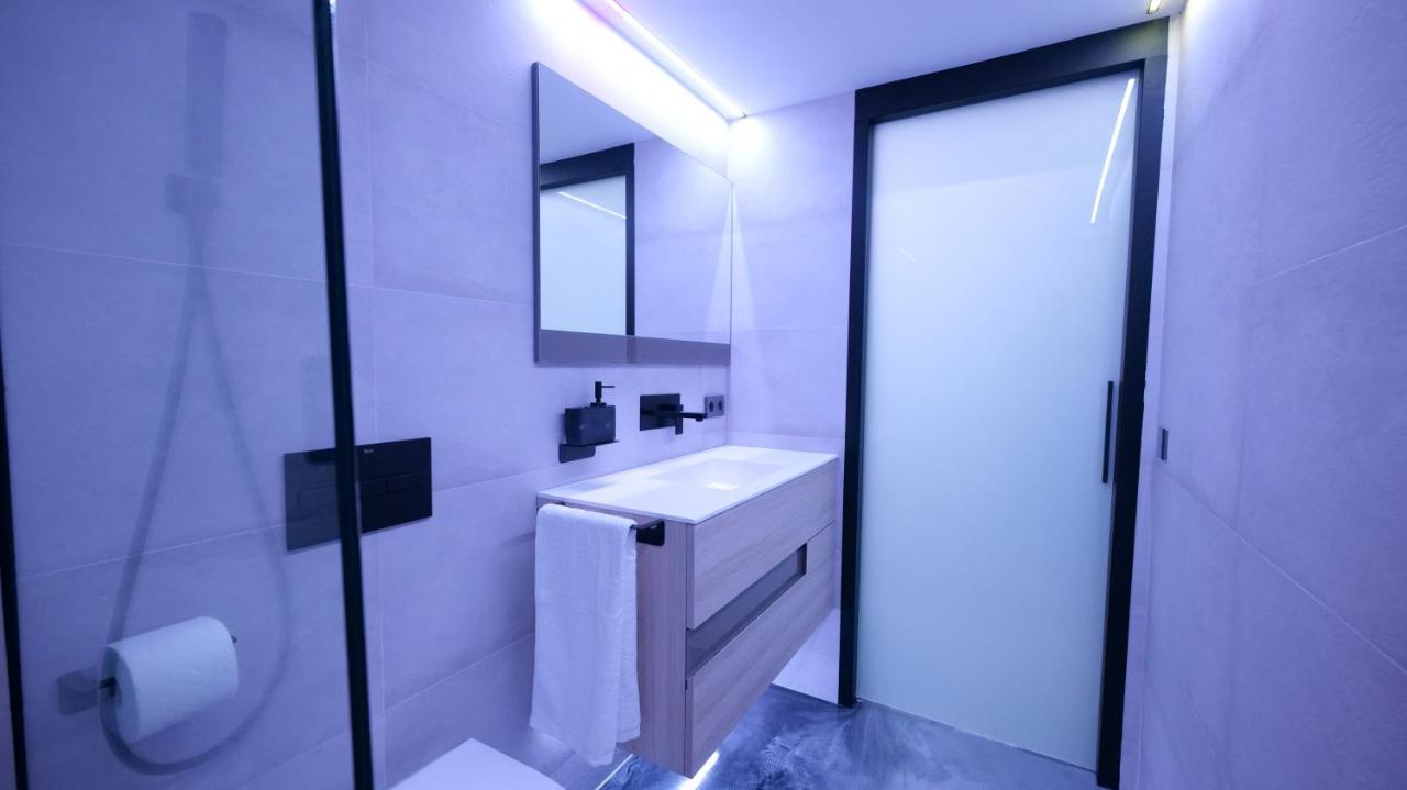 La Farola - Luxury Domotic Flat In Puerto Deportivo Apartman Marbella Kültér fotó