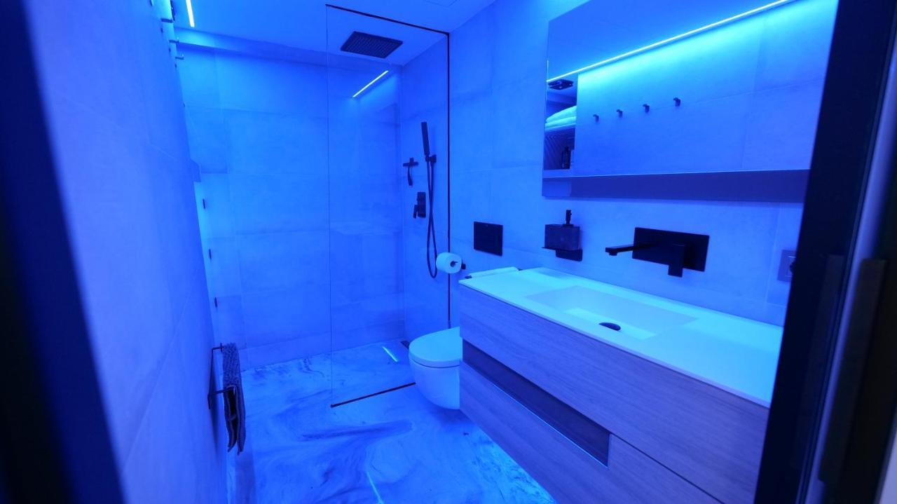 La Farola - Luxury Domotic Flat In Puerto Deportivo Apartman Marbella Kültér fotó